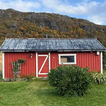 Willa Authentic 1880 Nordlandshus - Private Tidal & Mountain View